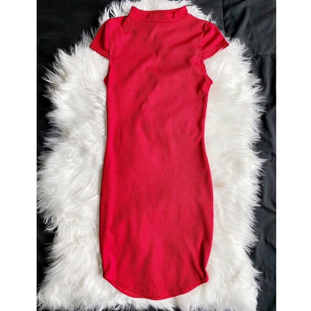 PrettyLittleThing Red Bodycon Mini Dress - Picture 4 of 6